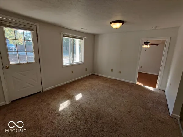 $119,900 | 8053 Sugar Creek Myrtle Lane, Fairland, IN 46126