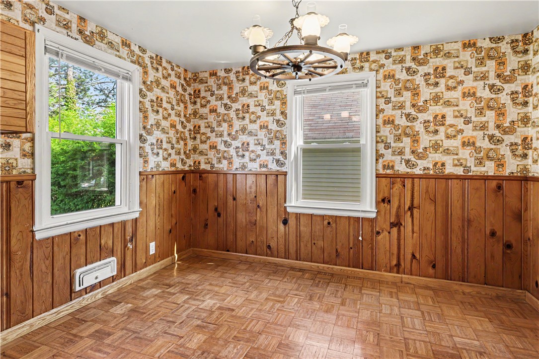 33 Beresford Road Rochester, NY 14610 - Photo 9 of 30