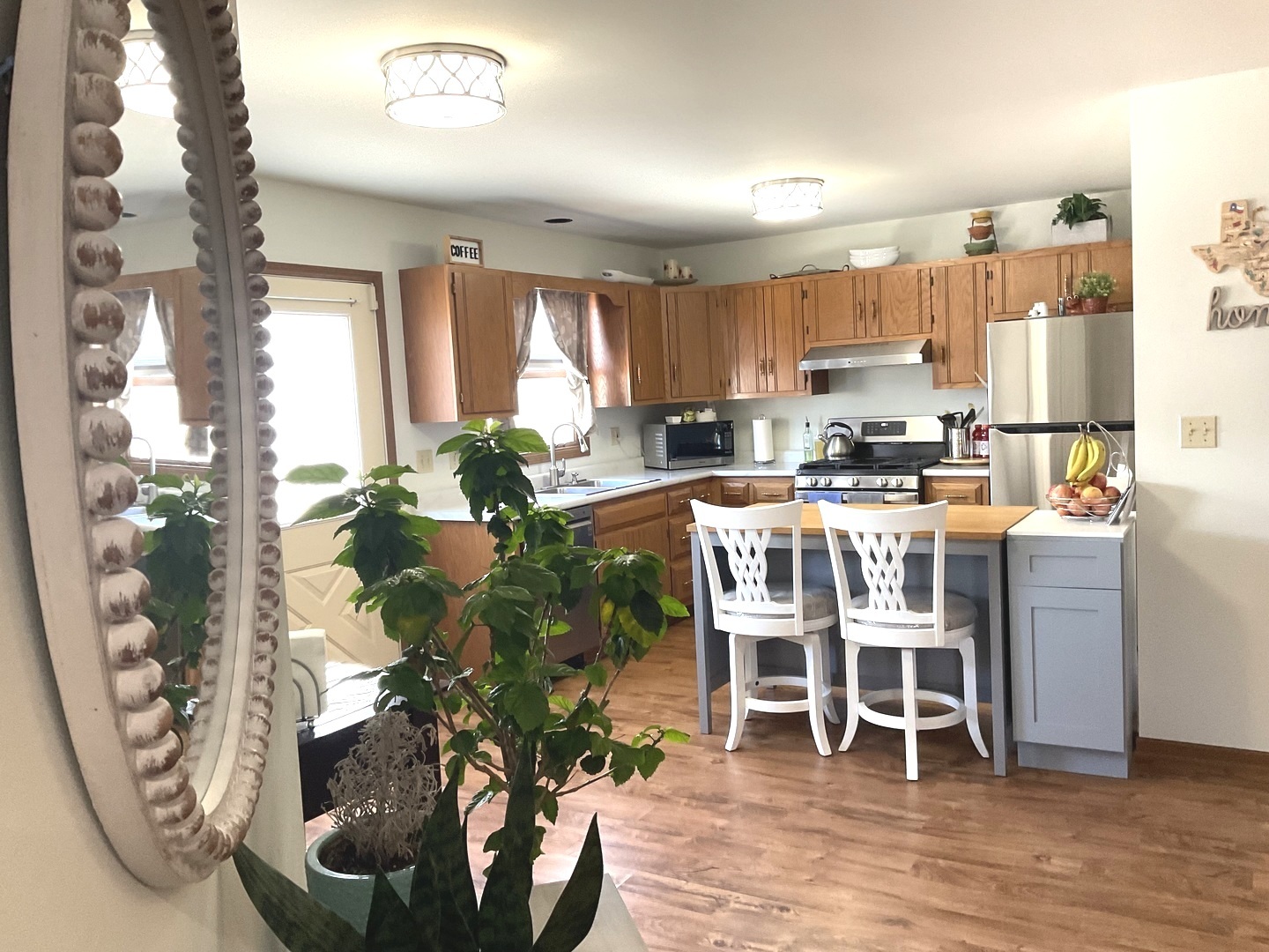 2517 Red Oak Trail Crest Hill, IL 60403 - Photo 2 of 14