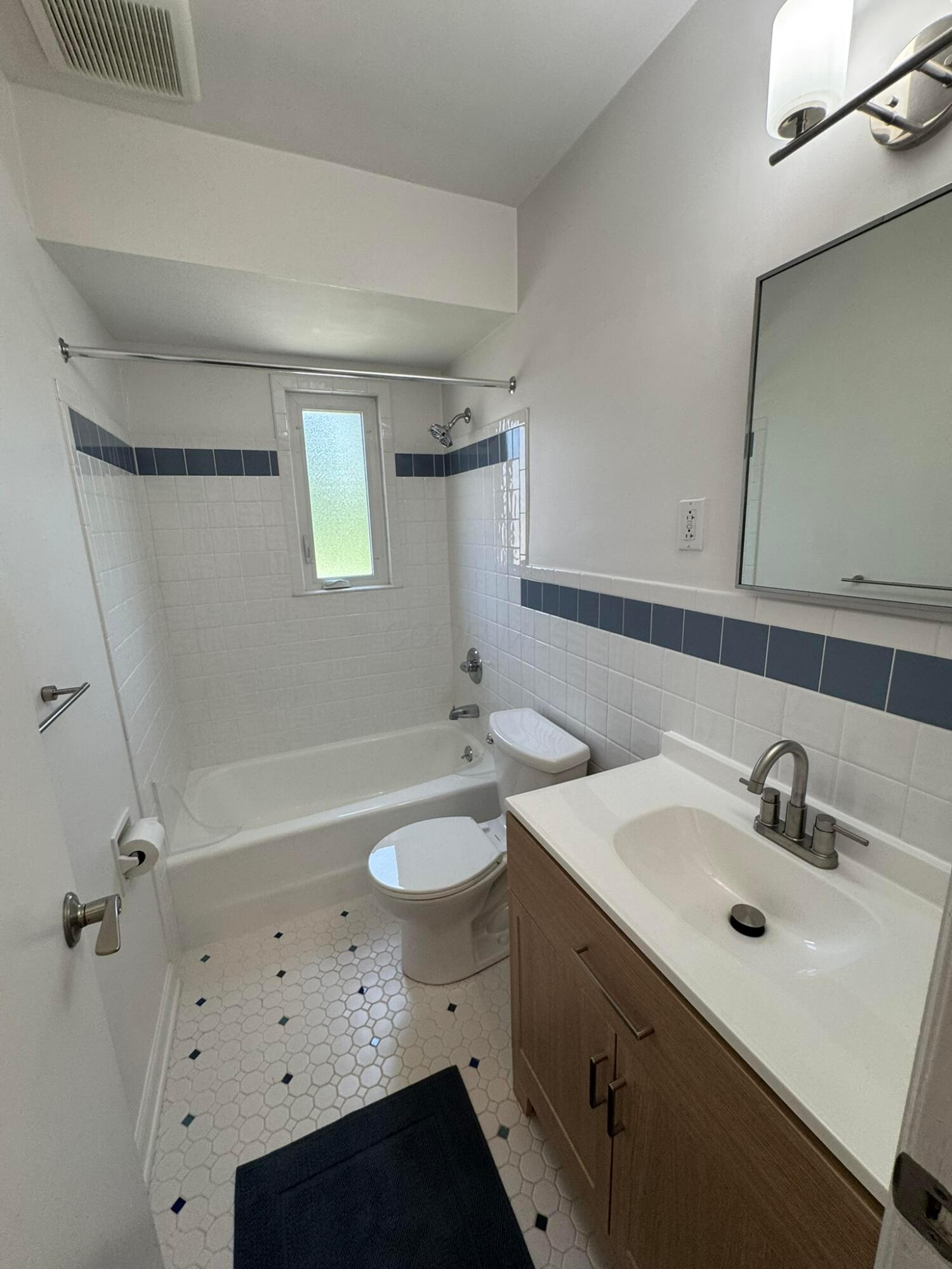 269 Chase Road Columbus, OH 43214 - Photo 17 of 28 Full Bath
