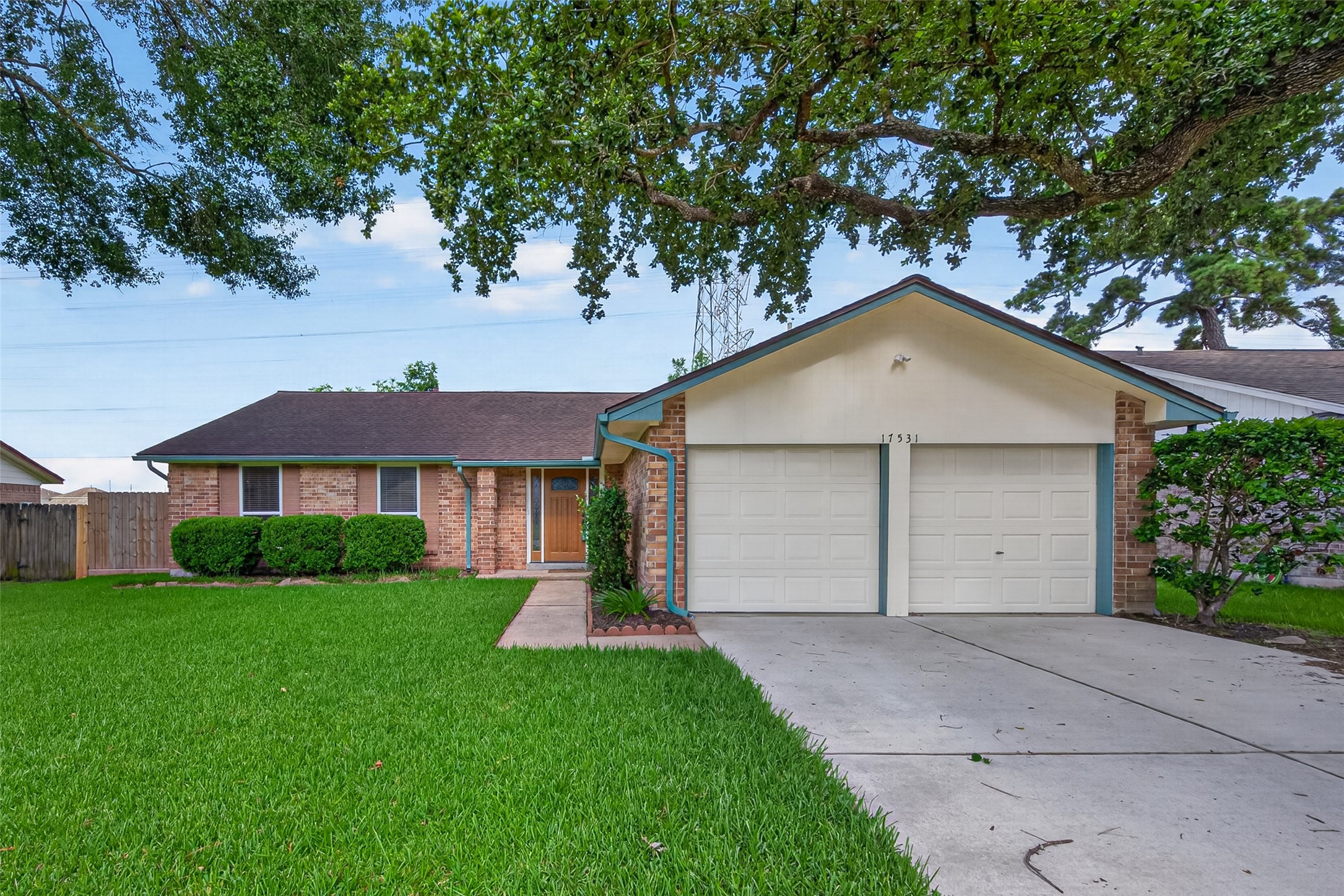 Welcome to this charming one-story residence. We invite you to step inside and explore all that this lovely home has to offer.