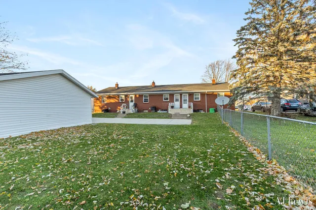 $639,900 | 1890 30th Street Southwest, Wyoming, MI 49519