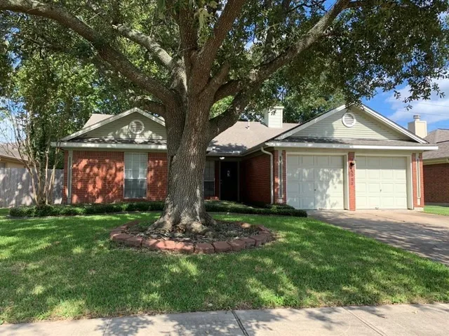 $2,000 | 4323 Morris Court | Southwyck