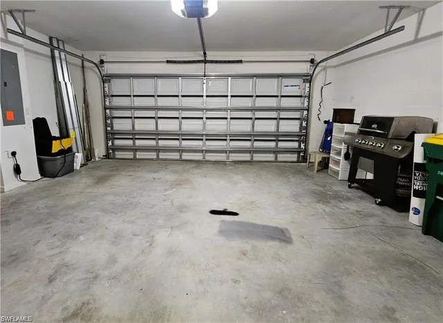a view of a garage room