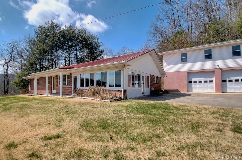 83 Pine Branch Road Spruce Pine, NC 28777 - Photo 2 of 23 Gallery Image 2