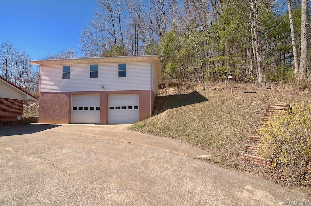 83 Pine Branch Road Spruce Pine, NC 28777 - Photo 15 of 23 Gallery Image 15