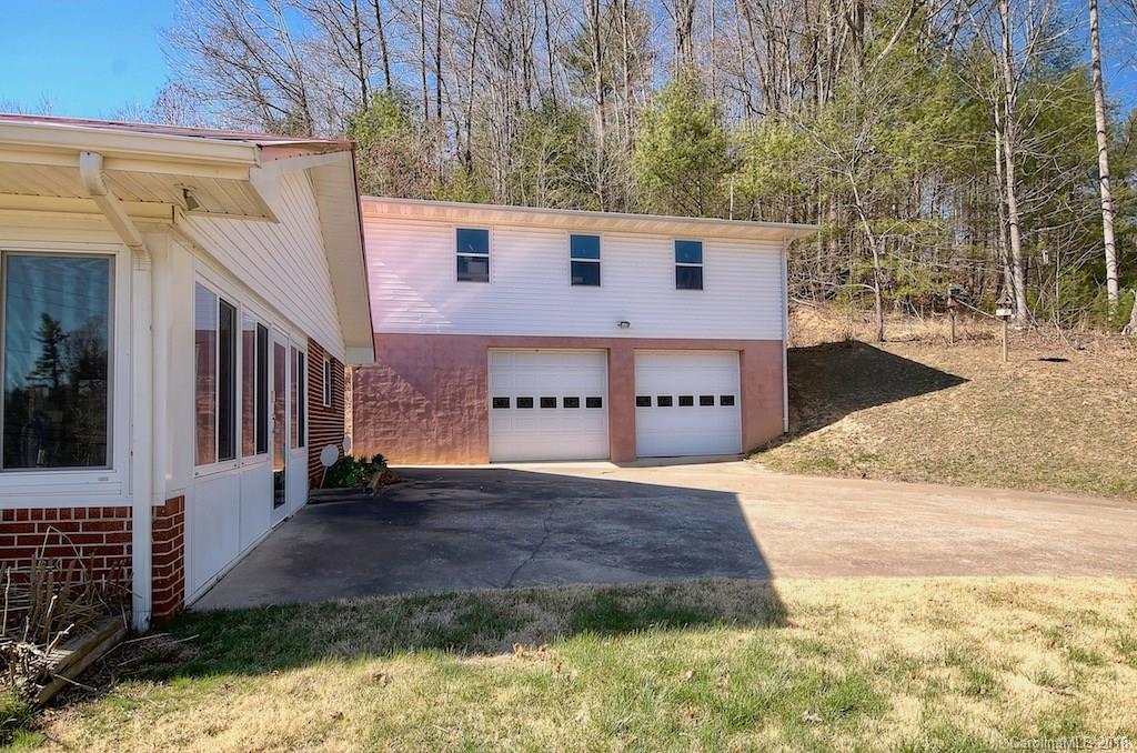 83 Pine Branch Road Spruce Pine, NC 28777 - Photo 22 of 23 Gallery Image 22