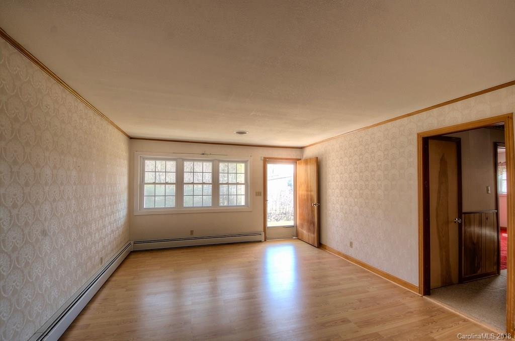 83 Pine Branch Road Spruce Pine, NC 28777 - Photo 7 of 23 Gallery Image 7