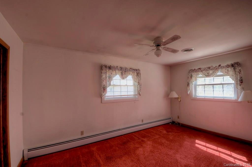 83 Pine Branch Road Spruce Pine, NC 28777 - Photo 8 of 23 Gallery Image 8