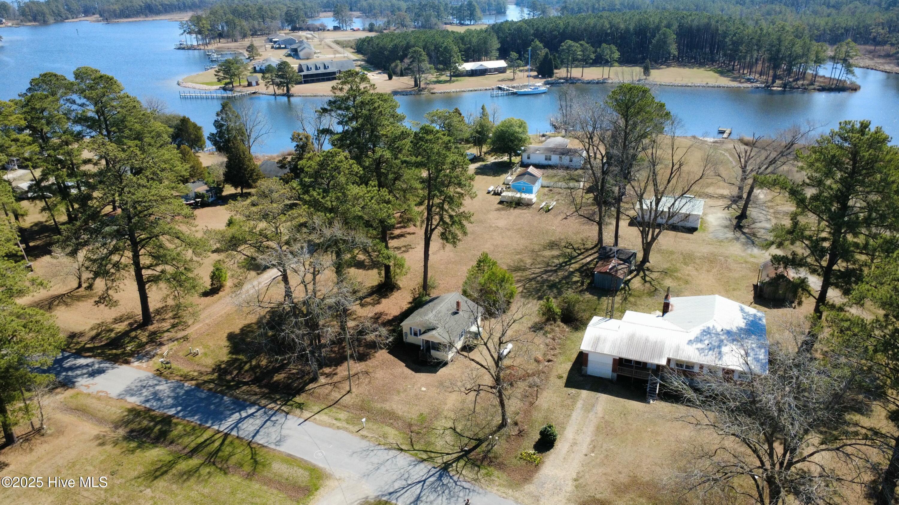 320 Loop Road Belhaven, NC 27810 - Photo 8 of 13 tempImageP1j1FV