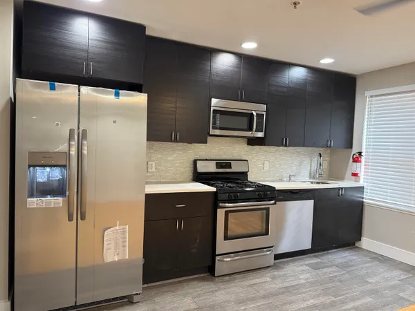 $2,050 | 73-75 Ferry Street, Unit 7, Newark, NJ 07105