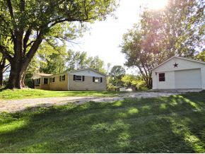 2243 North Hartstrait Road Bloomington, IN 47404 - Photo 3 of 22