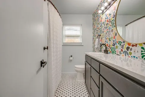 $345,000 | 5517 Volder Drive, Fort Worth, TX 76114