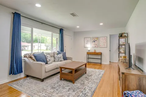 $345,000 | 5517 Volder Drive, Fort Worth, TX 76114