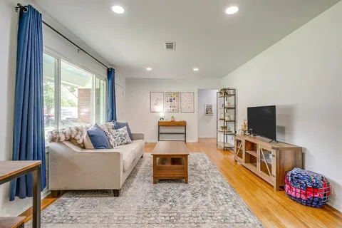 $345,000 | 5517 Volder Drive, Fort Worth, TX 76114