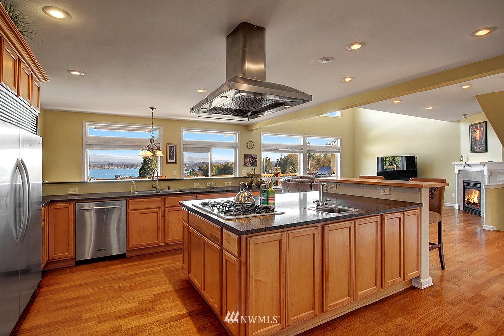 1315 Vernon Road Lake Stevens, WA 98258 - Photo 3 of 25 Gallery Image 3