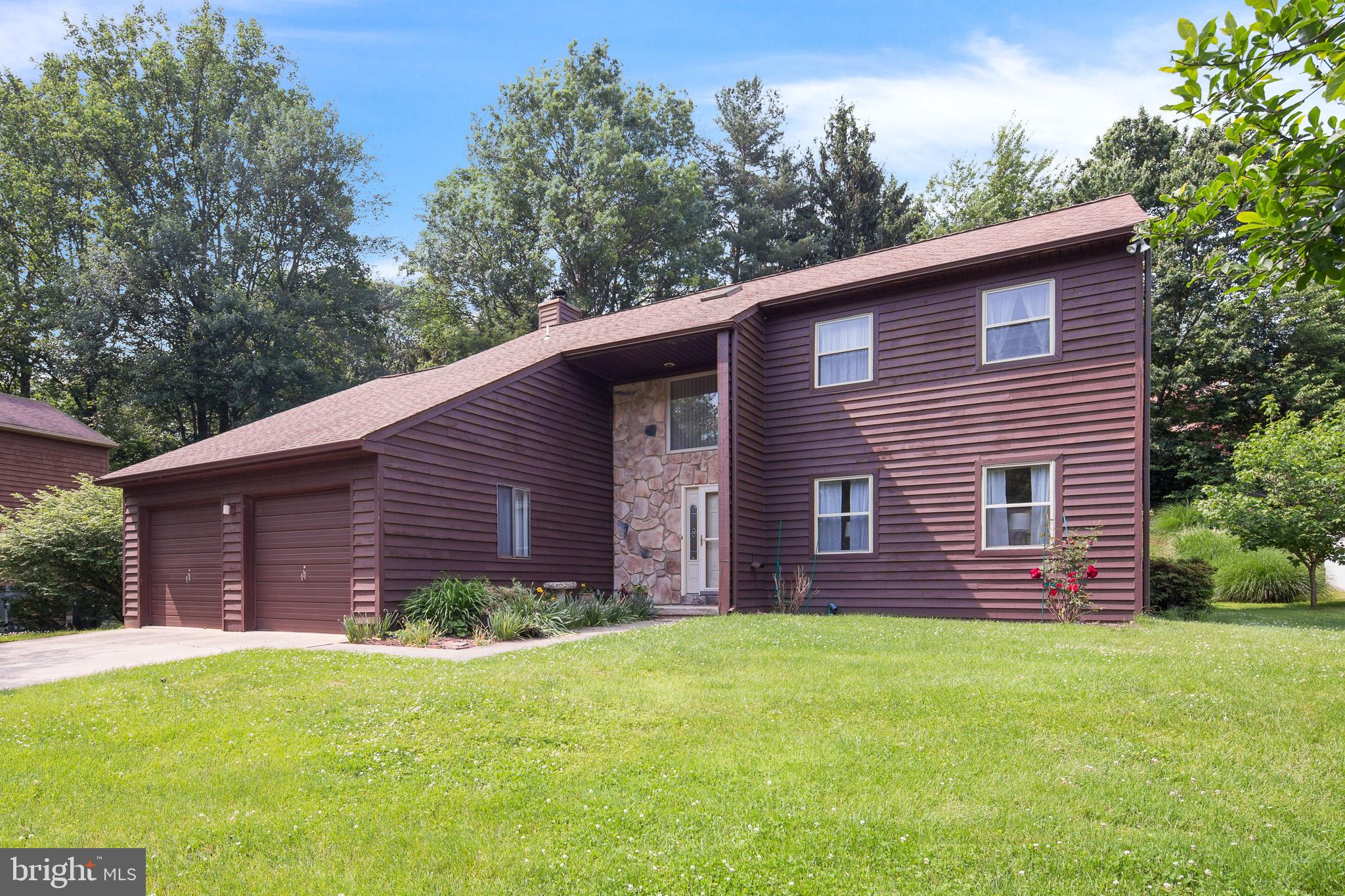 16 Woodshaw Road Newark, DE 19711 - Photo 1 of 19 Gallery Image 1