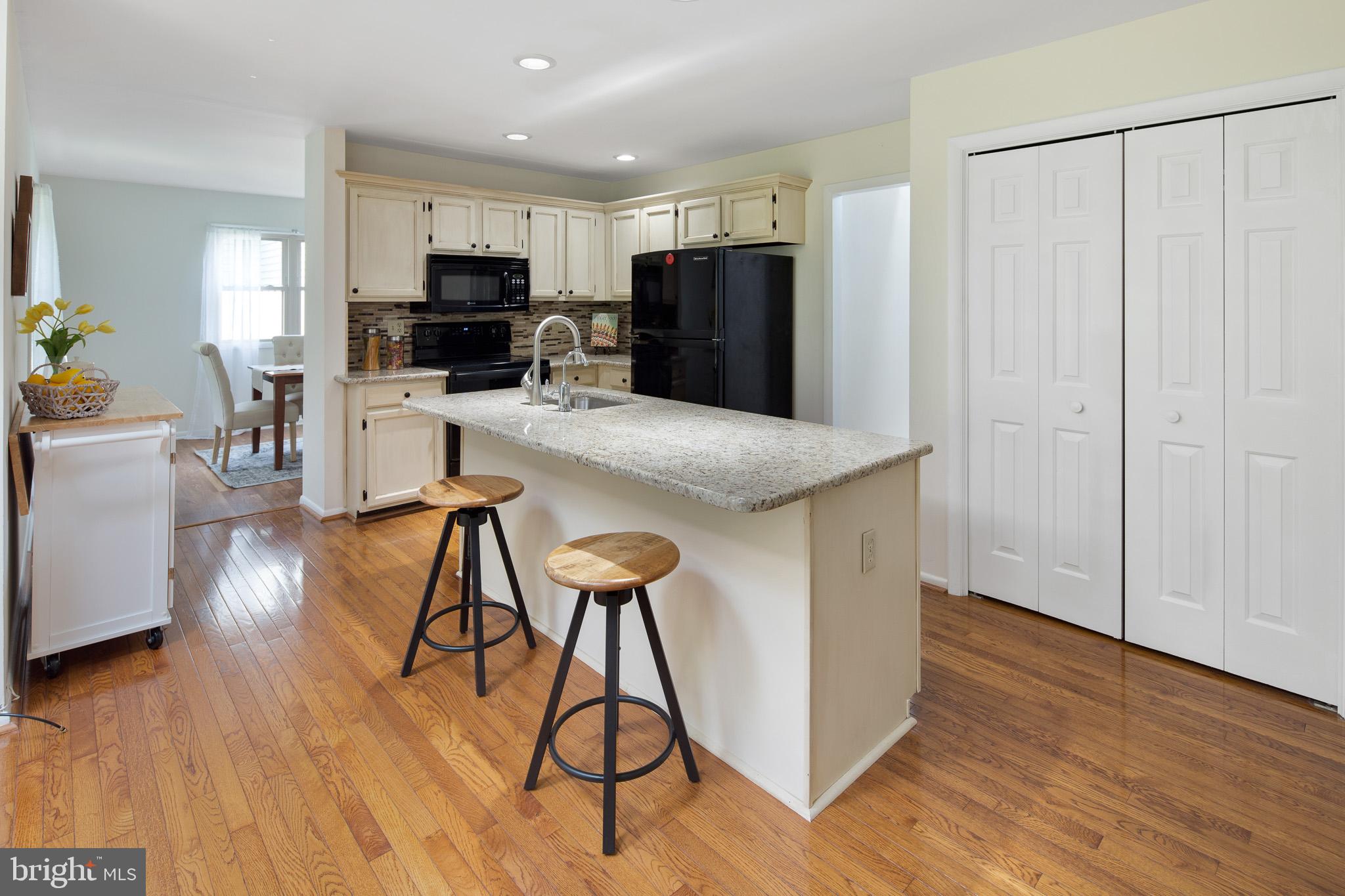 16 Woodshaw Road Newark, DE 19711 - Photo 7 of 19 Kitchen