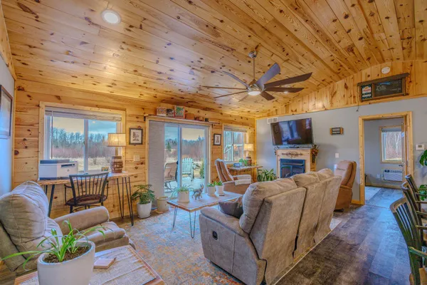 $339,900 | 7634 St Peter Lane Northwest, Puposky, MN 56667