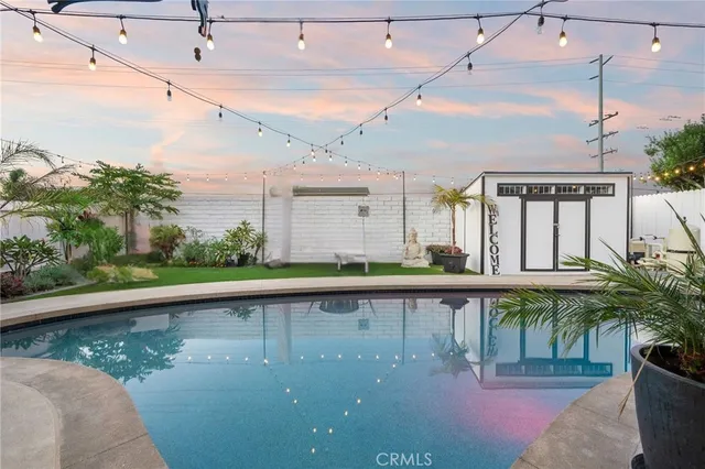 $1,749,000 | 6611 Crista Palma Drive, Huntington Beach, CA 92647