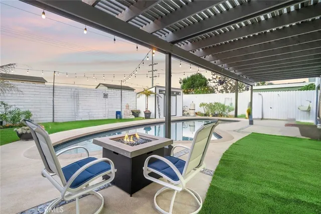 $1,749,000 | 6611 Crista Palma Drive, Huntington Beach, CA 92647