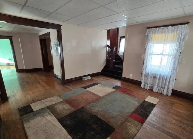 $115,000 | 521 Washington Avenue, Holland, MN 56139