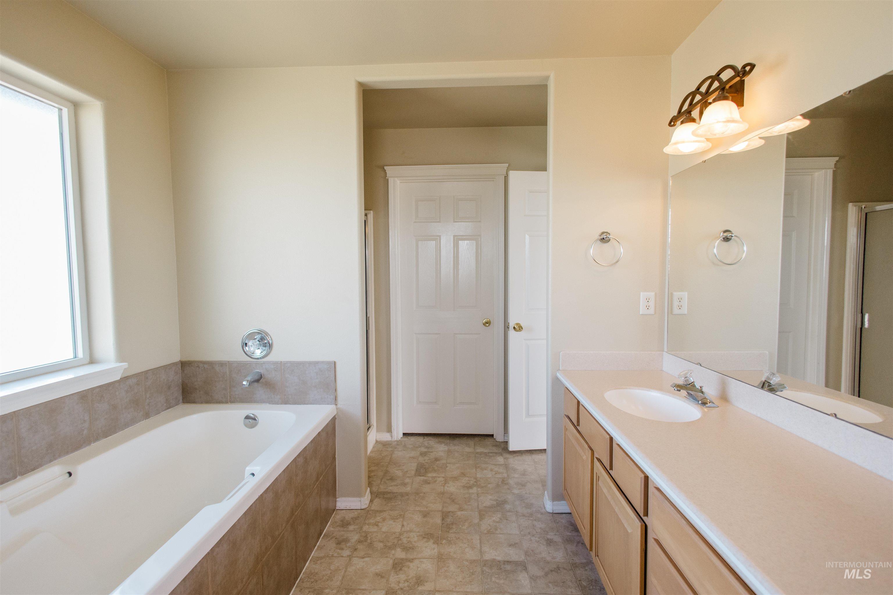 1571 Southeast Hamilton Road Mountain Home, ID 83647 - Photo 17 of 50