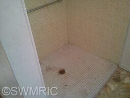 315 North Broton Road Muskegon, MI 49442 - Photo 9 of 13 Additional Photo