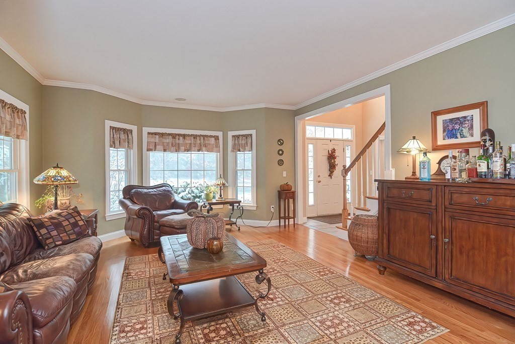20 Riverbend Road Upton, MA 01568 - Photo 17 of 42 Gallery Image 17