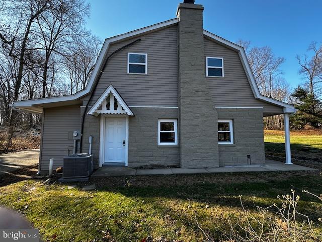 1722 Snyder Road Green Lane, PA 18054 - Photo 6 of 21 Gallery Image 6