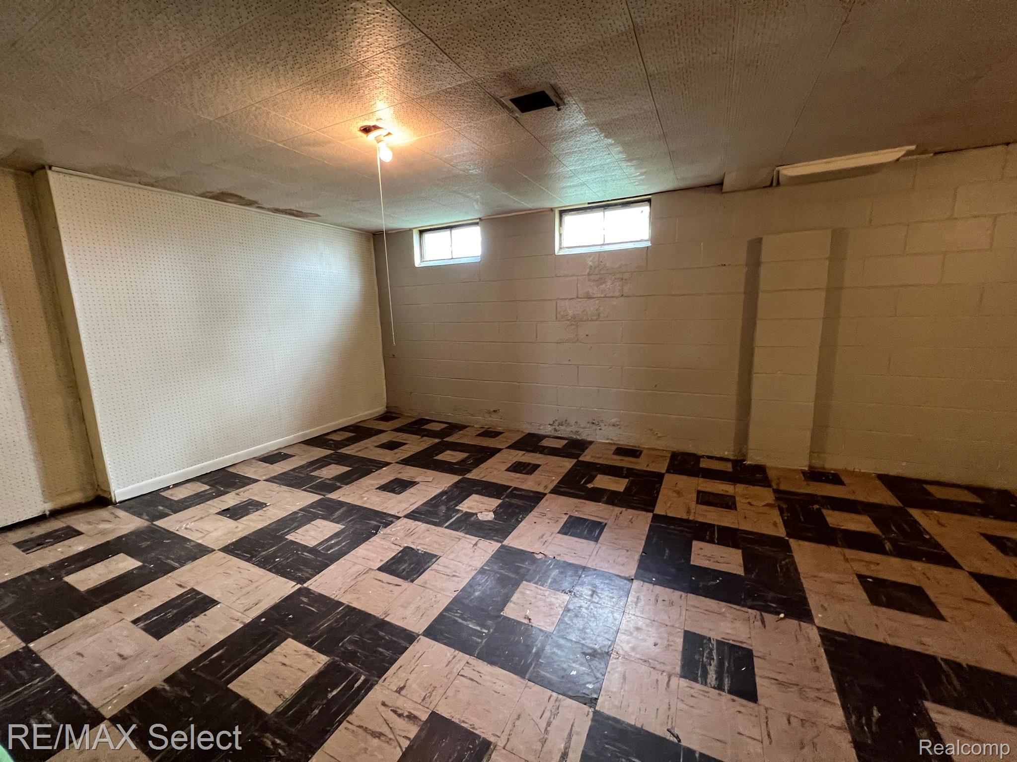 3006 Mackin Road Flint, MI 48504 - Photo 13 of 13 Gallery Image 13