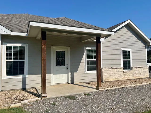 $1,675 | 2312 County Road 314, Cleburne, TX 76031