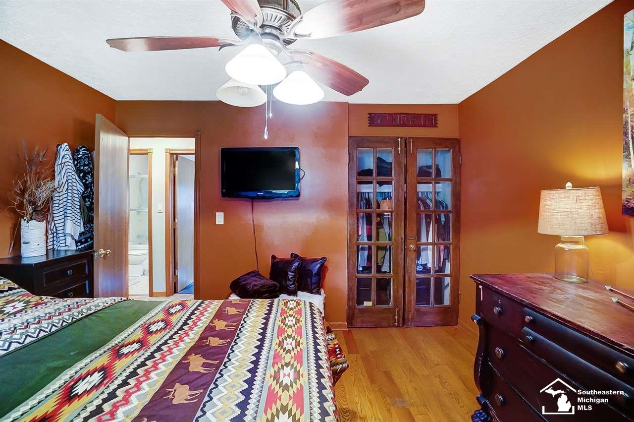 13740 Martinsville Road Carleton, MI 48117 - Photo 22 of 37 50023466-21.JPG