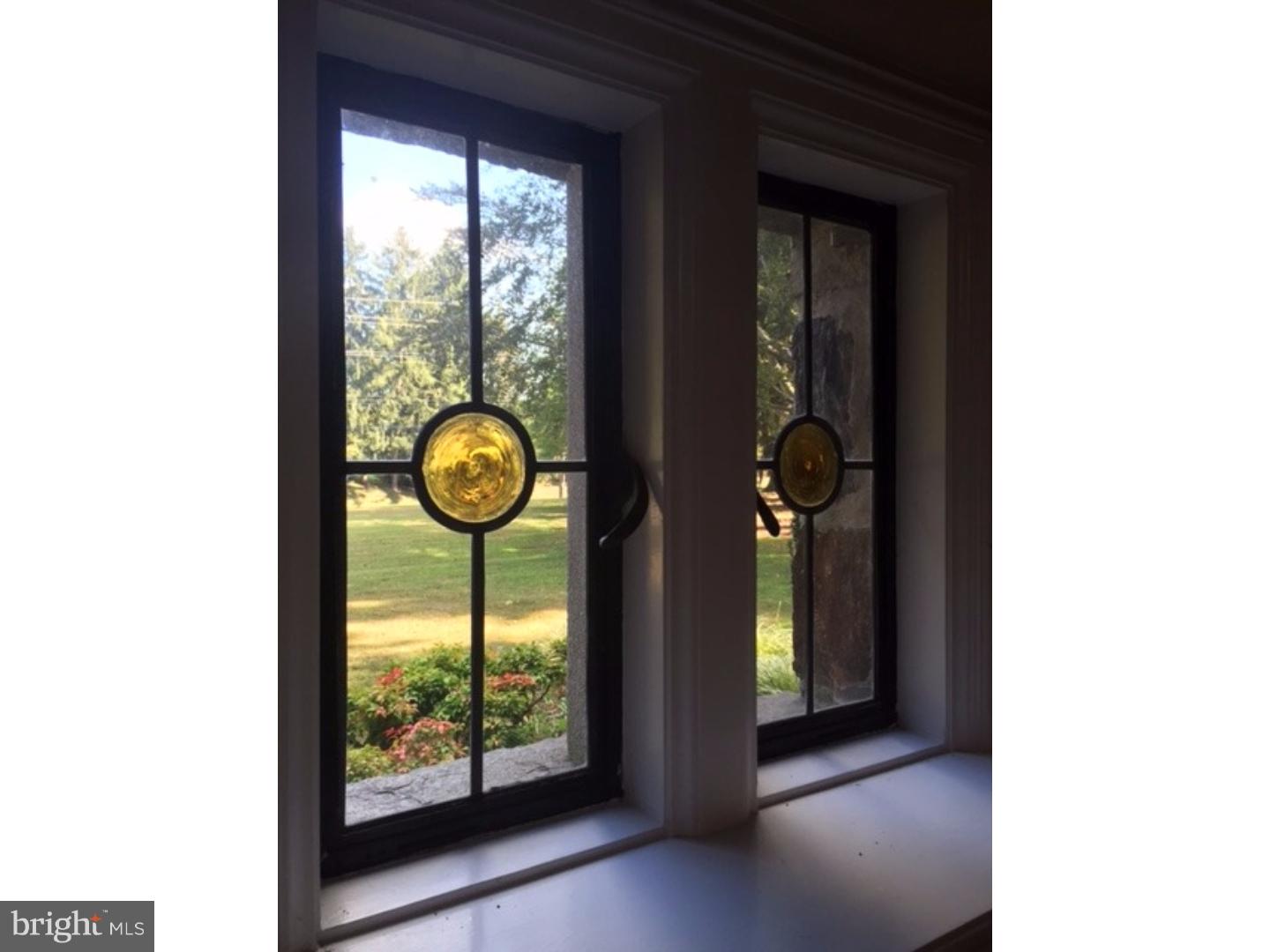 601 South Providence Road Wallingford, PA 19086 - Photo 2 of 20 Foyer