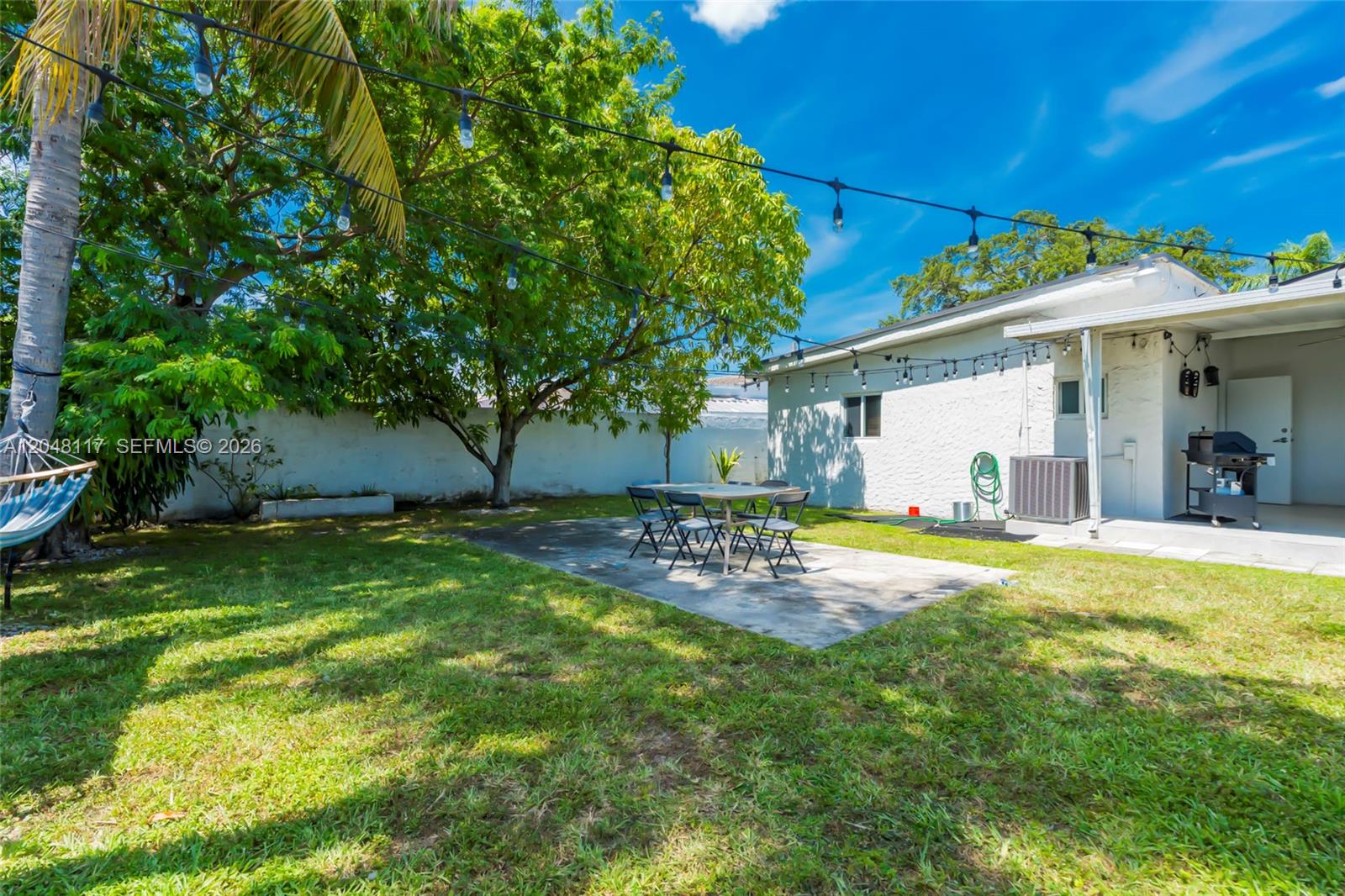 114 Southwest Sw 57th Court Miami, FL 33144 - Photo 20 of 38
