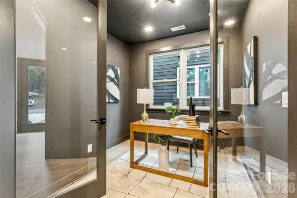 $599,900 | 2408 Crestview Drive, Charlotte, NC 28216