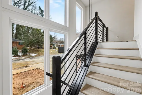 $599,900 | 2408 Crestview Drive, Charlotte, NC 28216