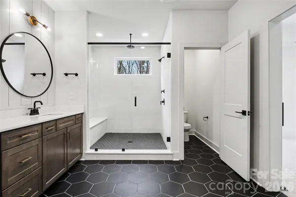$599,900 | 2408 Crestview Drive, Charlotte, NC 28216