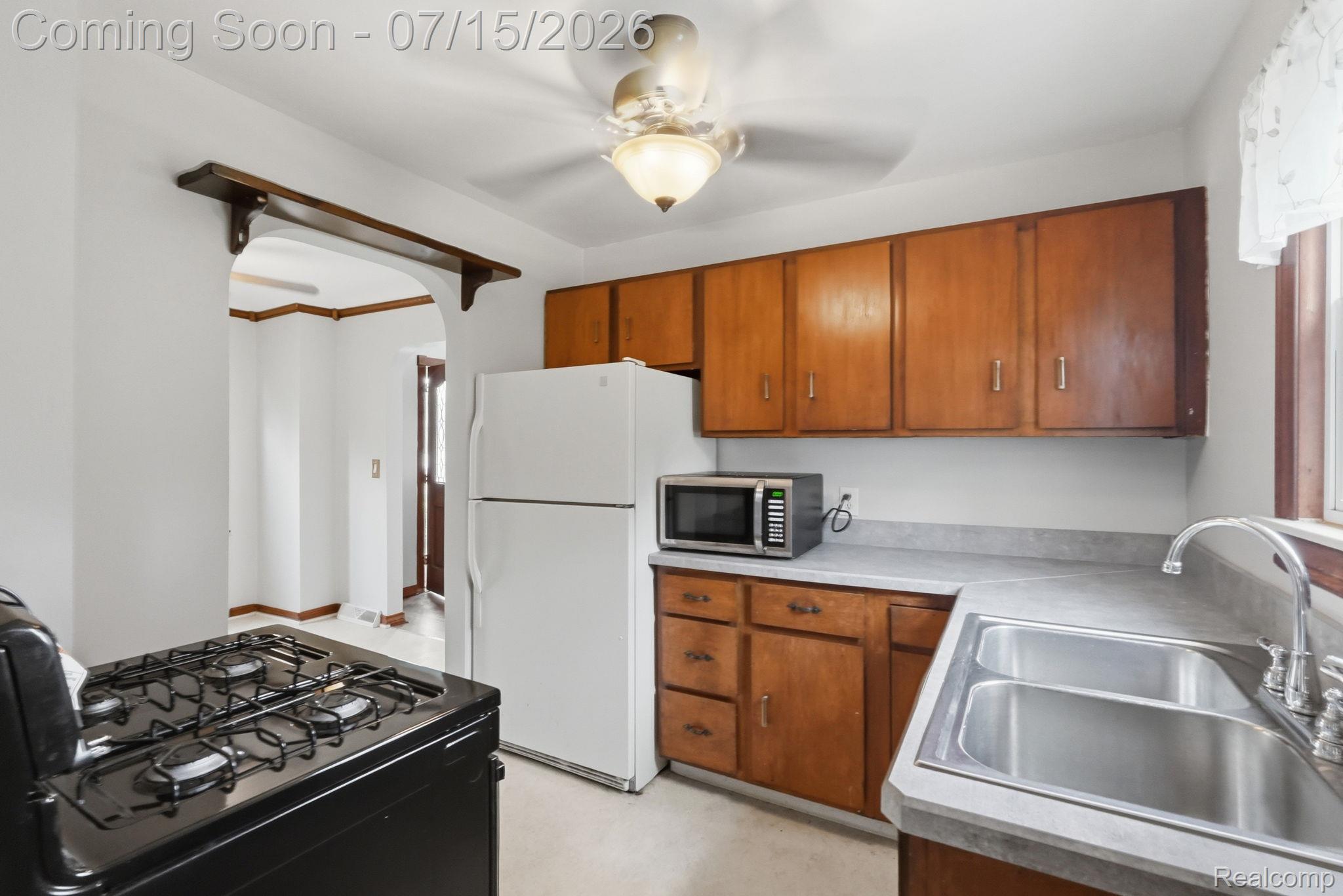 7571 Marlowe Road Belleville, MI 48111 - Photo 9 of 25 9-web-or-mls-vanburen_009.jpg
