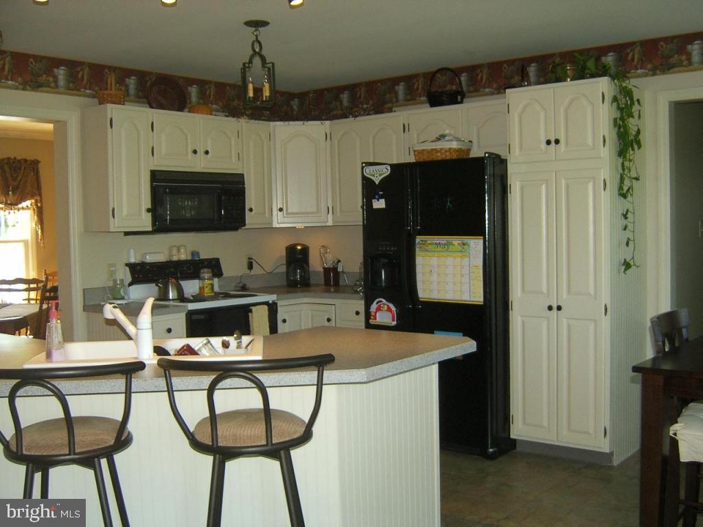18 Round House Drive Lititz, PA 17543 - Photo 3 of 13 Gallery Image 3