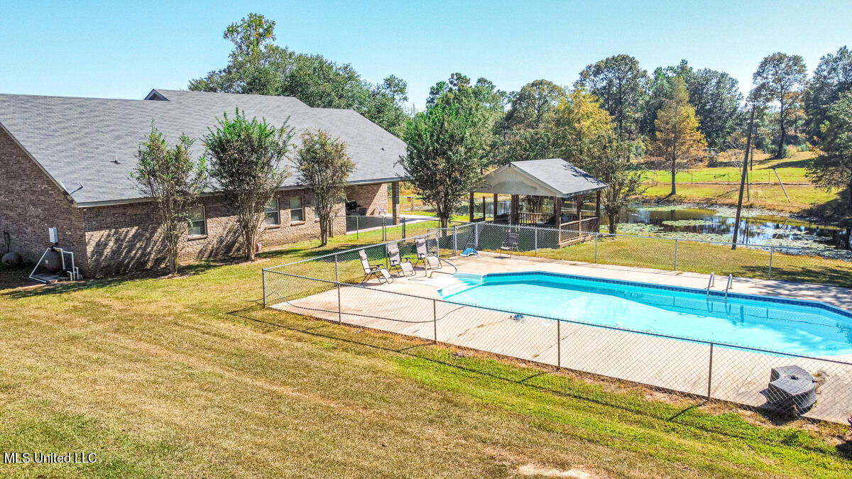 2221 Deep Creek Road Lucedale, MS 39452 - Photo 4 of 44 Pool