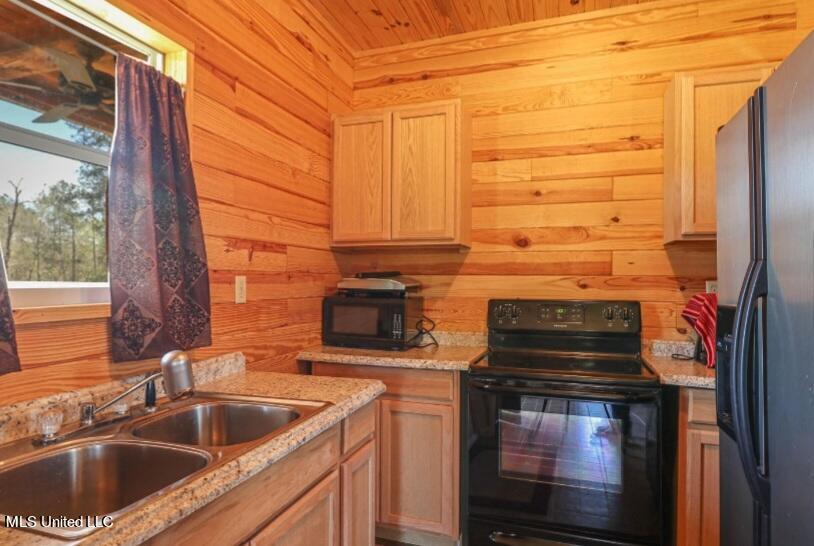 2221 Deep Creek Road Lucedale, MS 39452 - Photo 43 of 44 Kitchen Area in Cabin