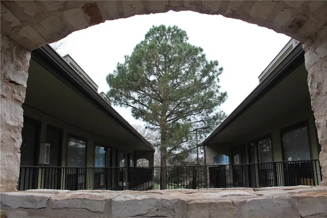 $1,395 | 2815 Rio Grande Street, Unit 212, Austin, TX 78705