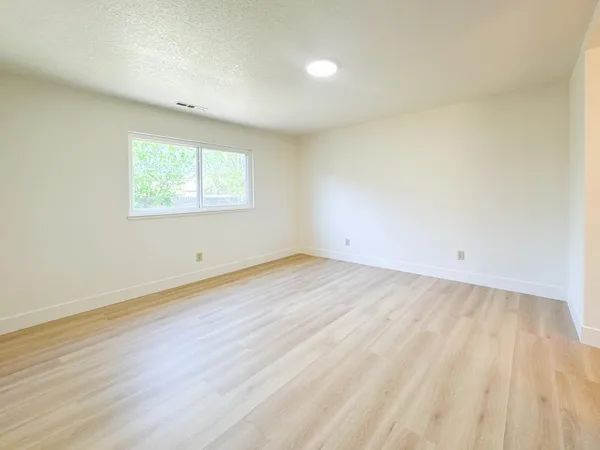 $459,900 | 1465 West Tuolumne Road, Turlock, CA 95382