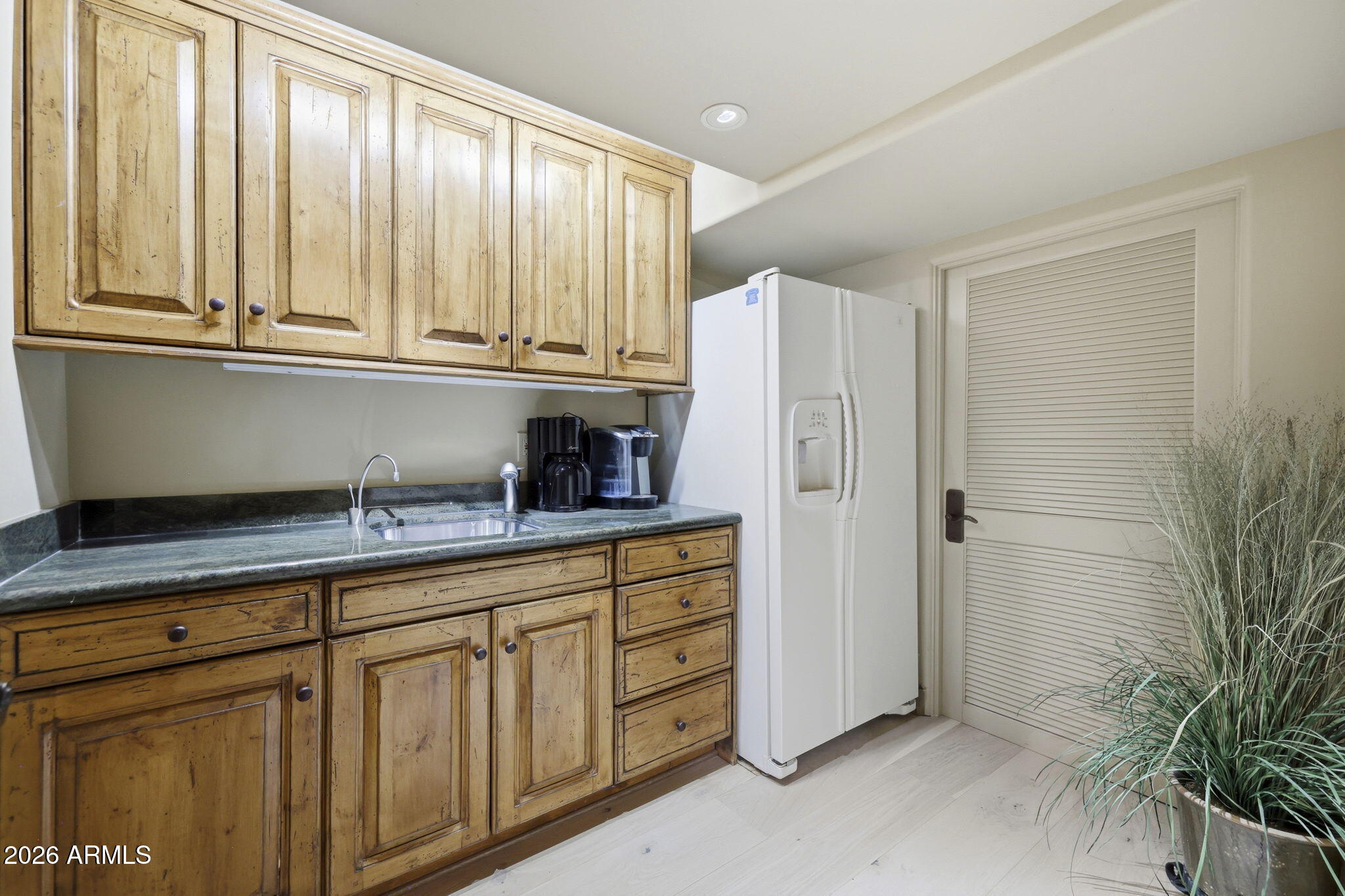 2158 Forest Mountain Road Prescott, AZ 86303 - Photo 50 of 73 Kitchenette