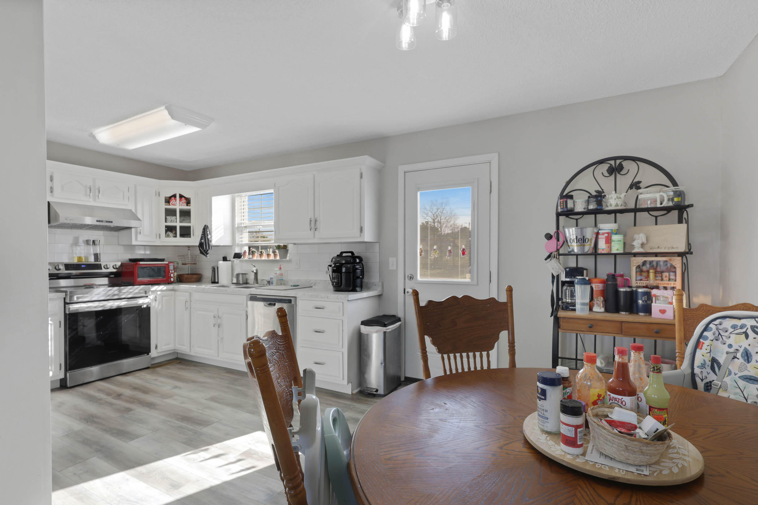 47 Spring Pl Drive Fort Oglethorpe, GA 30742 - Photo 9 of 25 Kitchen/Dining