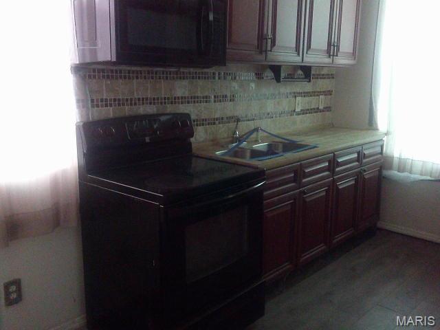 3237 Barrett Street St. Louis, MO 63107 - Photo 16 of 47