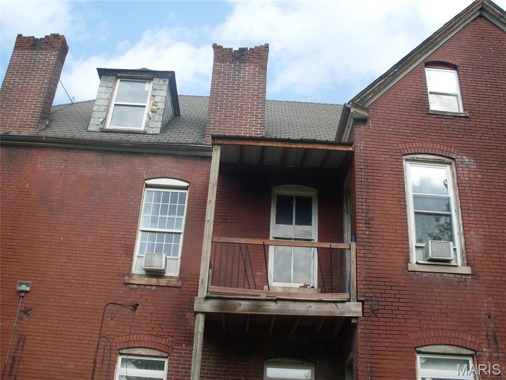 3237 Barrett Street St. Louis, MO 63107 - Photo 7 of 47