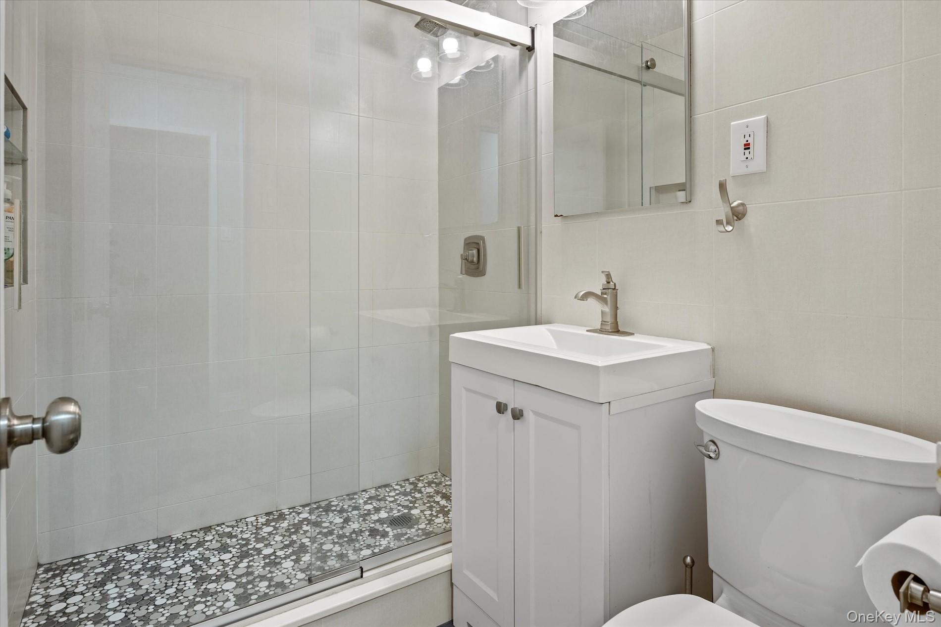 102-10 66th Road, Unit 12A Queens, NY 11375 - Photo 16 of 26