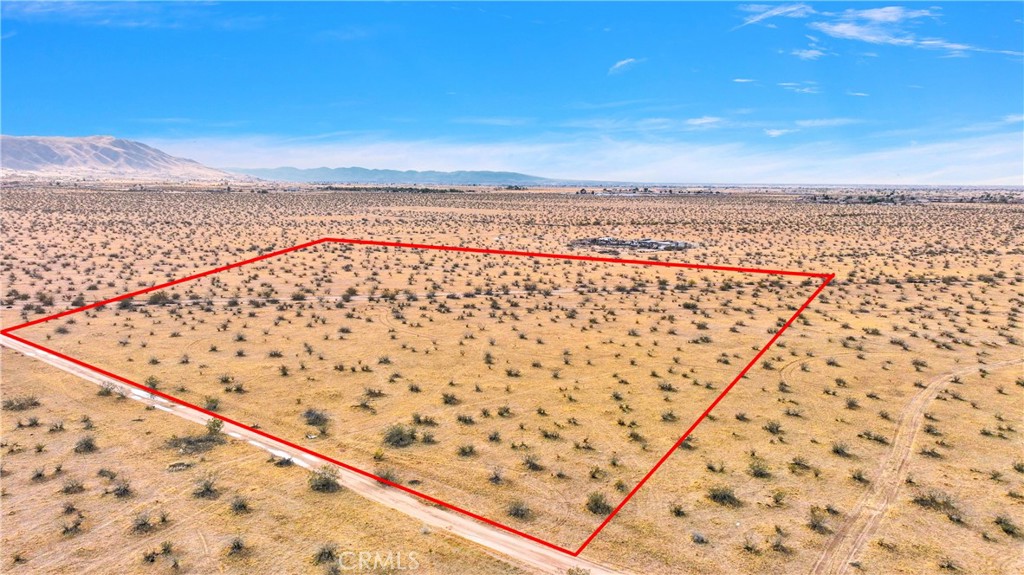 0 Dover Road Apple Valley, CA 92308 - Photo 6 of 14 a view of sky from balcony